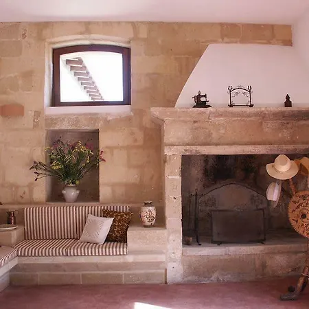 Hotel Masseria Dei 12 Granai *